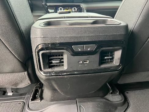 Used 2023 GMC Sierra 1500 AT4 w/ AT4 Premium Package image 31
