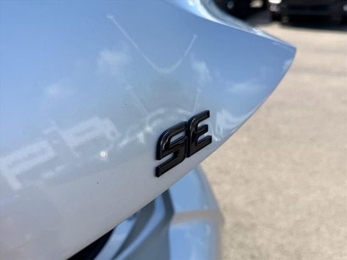Used 2022 Toyota Corolla SE FWD image 27