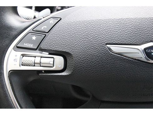 Used 2023 Genesis G80 2.5T image 13