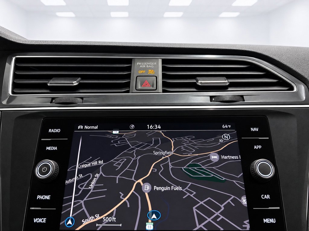 Used 2022 Volkswagen Tiguan SEL R-Line AWD/4WD image 30