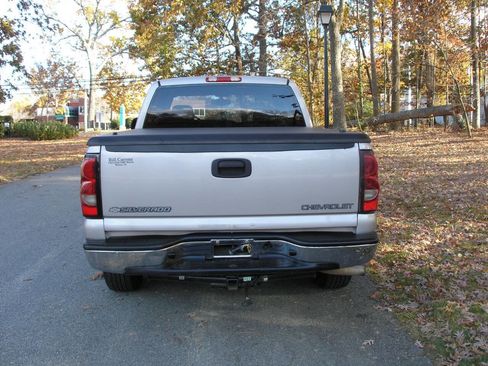 Used 2005 Chevrolet Silverado 1500 LS image 5