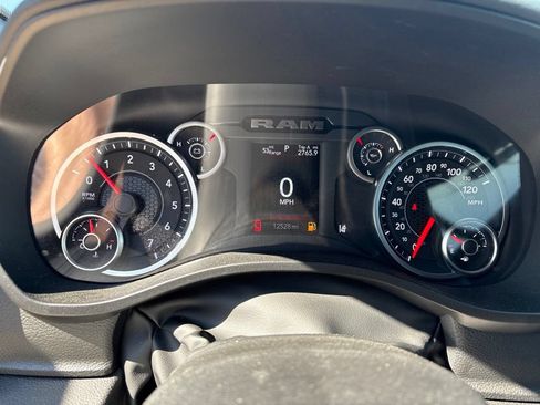 Used 2025 RAM 1500 Big Horn AWD/4WD image 21
