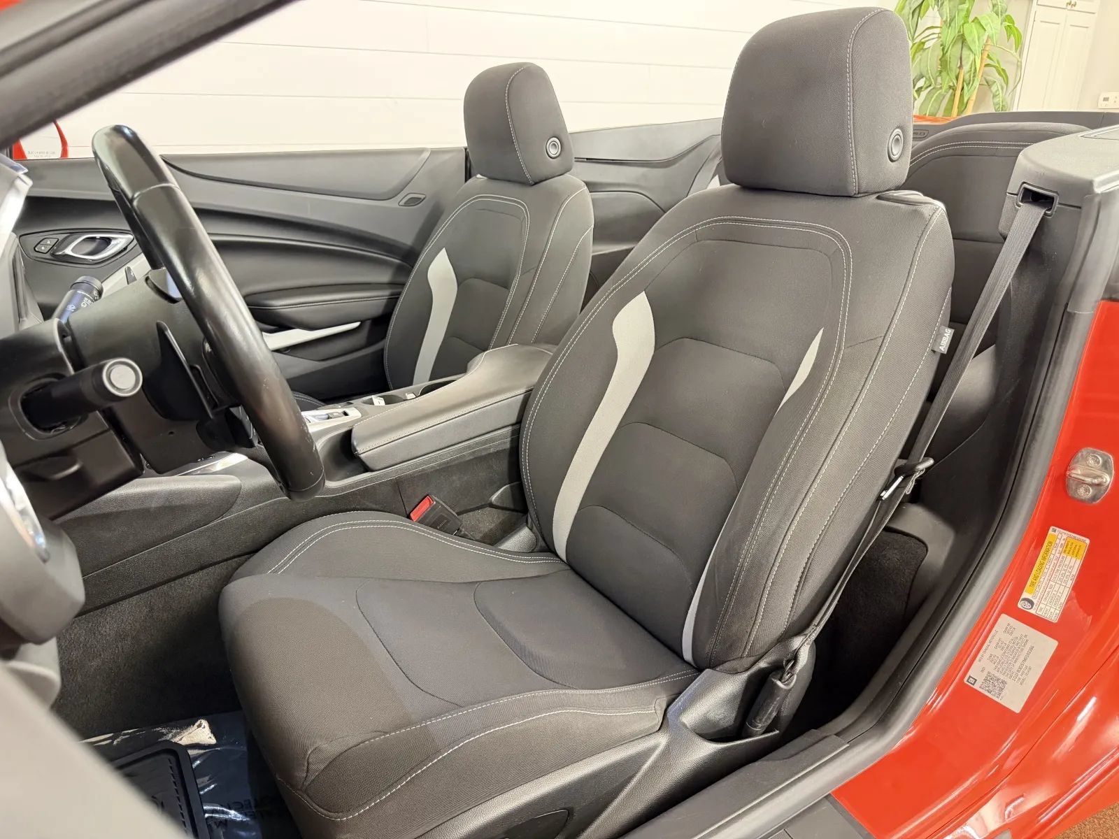 Used 2021 Chevrolet Camaro LT RWD image 13