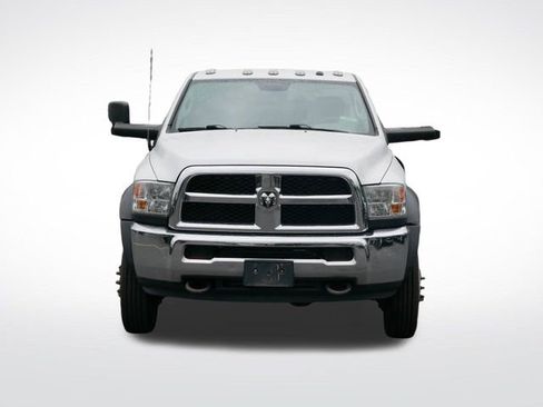 Used 2018 RAM 5500 Tradesman w/ Power & Remote Entry Group image 2