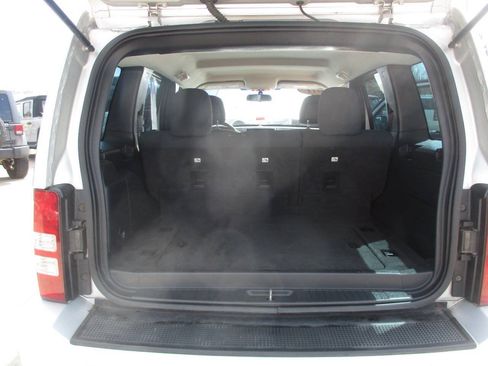 Used 2011 Jeep Liberty Sport AWD/4WD image 37