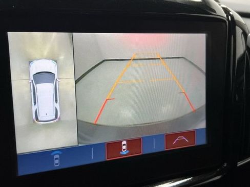 Certified 2018 Chevrolet Traverse Premier w/ Redline Edition AWD/4WD image 16