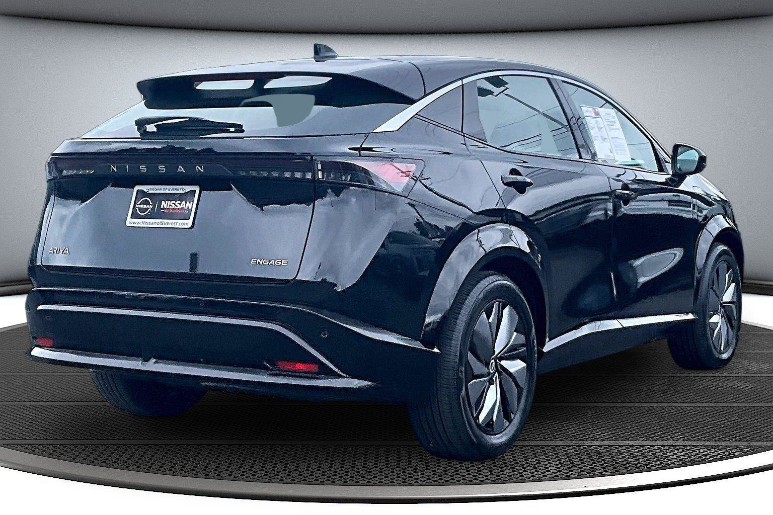 Used 2023 Nissan Ariya FWD image 7