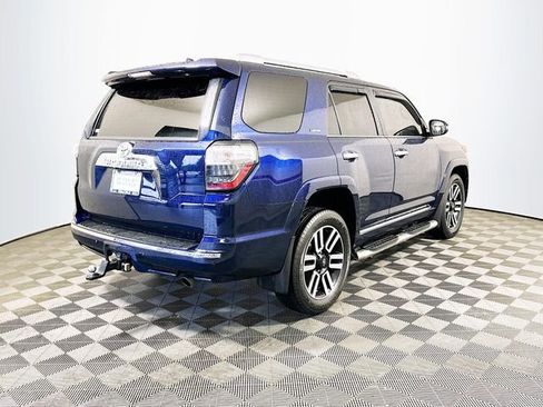 Certified 2022 Toyota 4Runner Limited AWD/4WD image 8