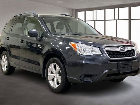 Used 2016 Subaru Forester 2.5i Premium AWD/4WD image 11