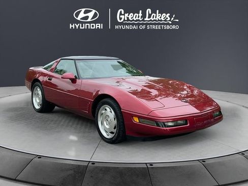 Used 1995 Chevrolet Corvette Coupe RWD image 7