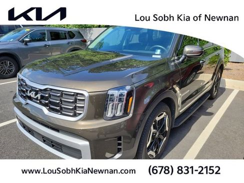Used 2025 Kia Telluride S FWD image 1