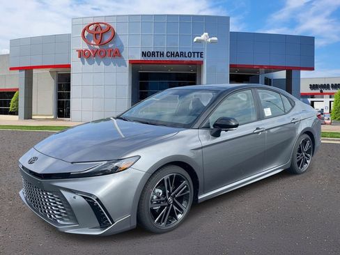New 2026 Toyota Camry XSE FWD image 4