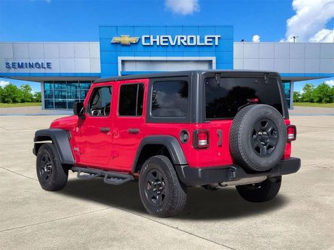 Used 2018 Jeep Wrangler Unlimited Sport AWD/4WD image 3