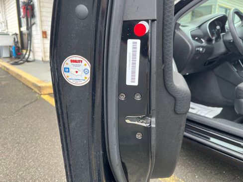 Used 2024 Chevrolet Malibu LT image 31