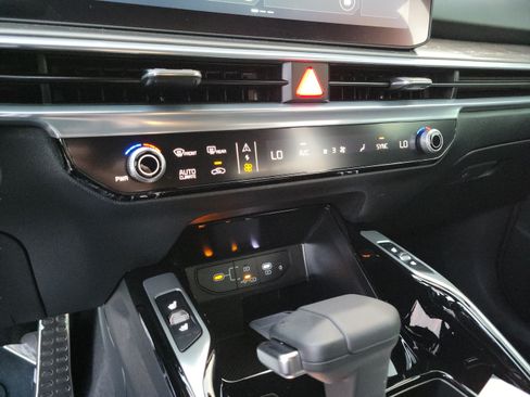 New 2026 Kia Sorento SX Prestige AWD/4WD image 18