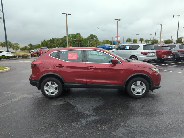Certified 2019 Nissan Rogue Sport S FWD image 3