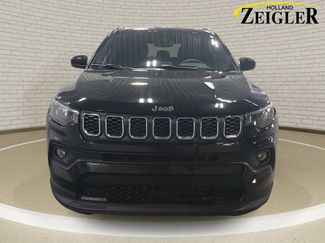 Used 2025 Jeep Compass Latitude video 2