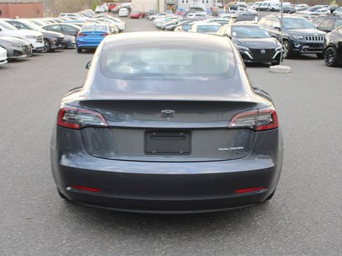 Used 2022 Tesla Model 3 Long Range AWD/4WD image 5