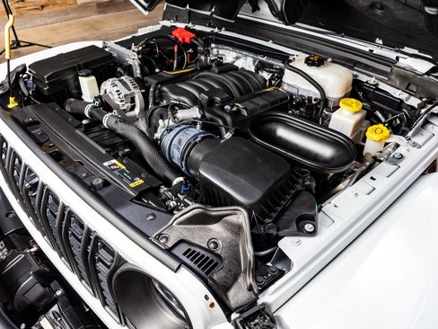 Used 2024 Jeep Wrangler Unlimited Rubicon 392 image 40