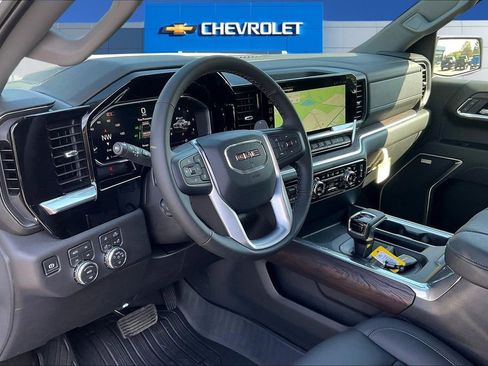 New 2026 GMC Sierra 1500 SLT w/ SLT Premium Package image 7