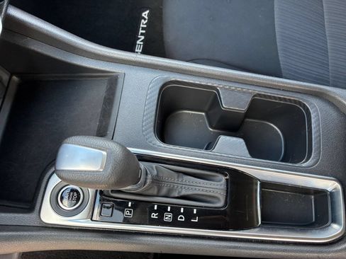 Used 2025 Nissan Sentra SV FWD image 34