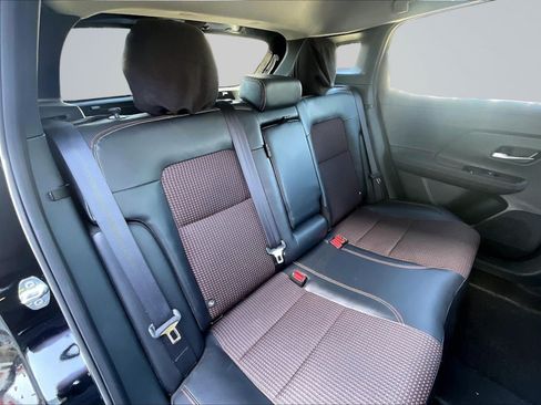 Used 2025 Nissan Kicks SR FWD image 27
