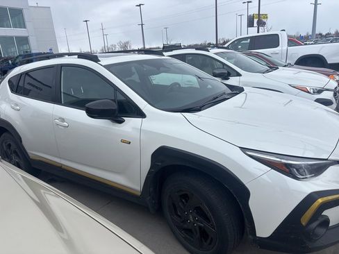 Used 2024 Subaru Crosstrek 2.5i Sport AWD/4WD image 2