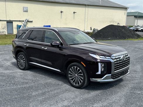Certified 2024 Hyundai Palisade Calligraphy AWD/4WD image 2