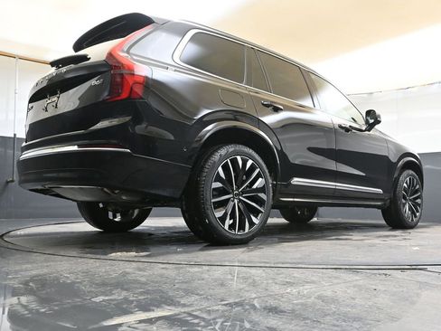 New 2026 Volvo XC90 B6 Plus w/ Protection Package Premier image 45