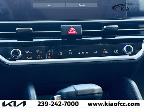 New 2026 Kia Sportage EX image 32