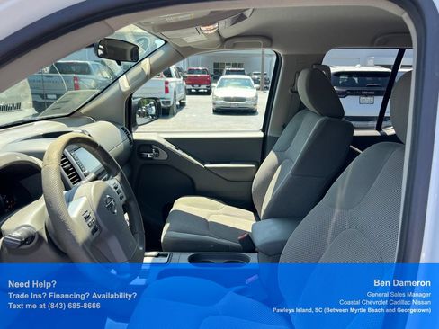 Used 2019 Nissan Frontier SV AWD/4WD image 8
