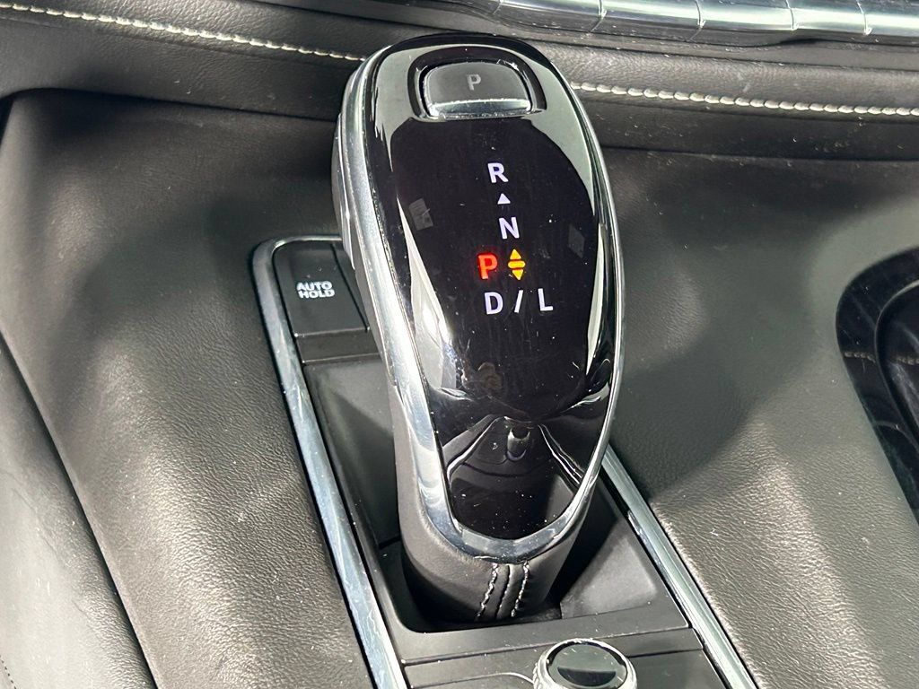 Used 2021 Cadillac Escalade Sport w/ Driver Assist Tech Package AWD/4WD image 28