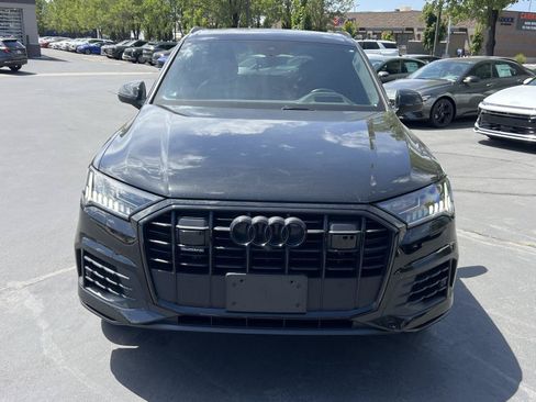Used 2023 Audi Q7 3.0T Prestige w/ Prestige Package AWD/4WD image 3