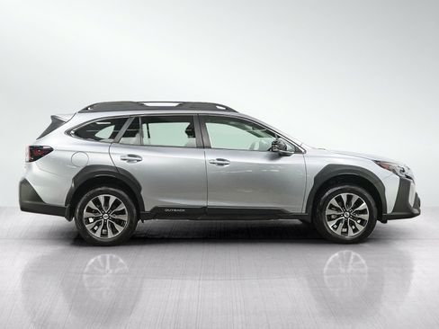 Used 2024 Subaru Outback Limited AWD/4WD image 6