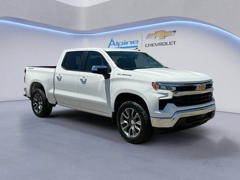 Used 2024 Chevrolet Silverado 1500 LT AWD/4WD image 7