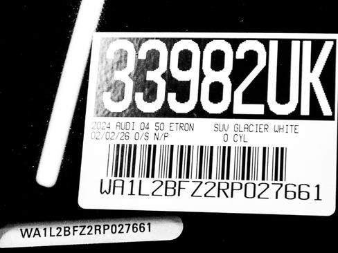 Certified 2024 Audi Q4 e-tron Premium Plus image 31