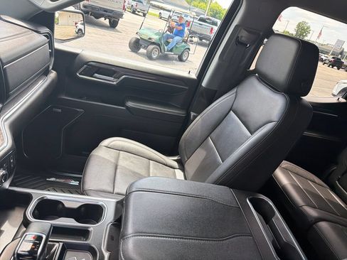 Used 2024 Chevrolet Silverado 1500 LTZ AWD/4WD image 17