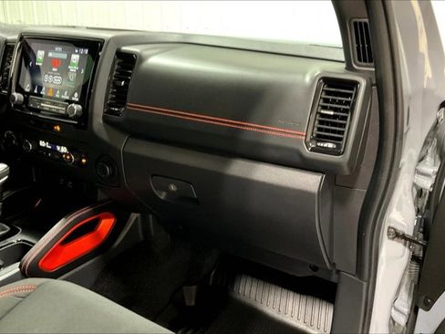 Used 2024 Nissan Frontier PRO-4X w/ Off-Road Protection Package image 16