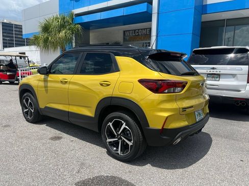 Used 2023 Chevrolet TrailBlazer RS w/ Technology Package AWD/4WD image 4