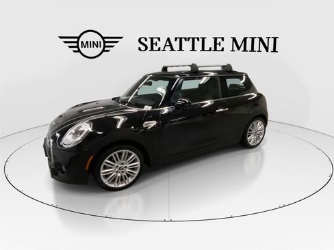 Used 2017 MINI Cooper S image 5