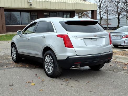 Used 2019 Cadillac XT5 Luxury image 3