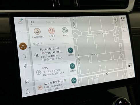 Used 2025 Jaguar F-PACE R-Dynamic S image 15