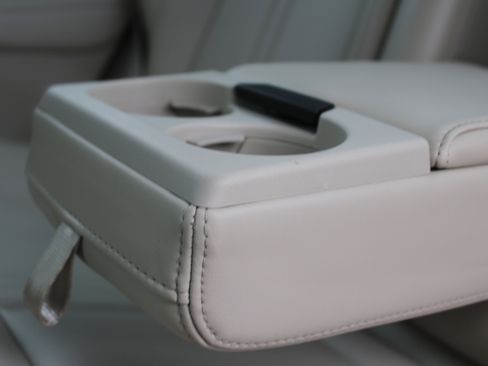 Used 2020 Lincoln MKZ image 32