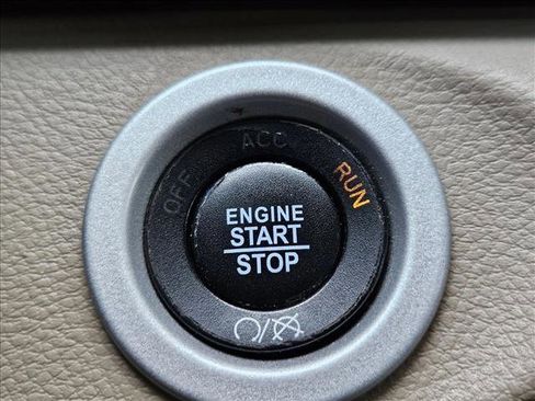 Used 2017 RAM 1500 Laramie Longhorn RWD image 15