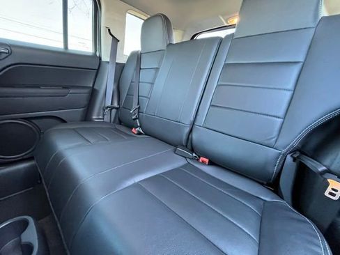 Used 2015 Jeep Patriot High Altitude image 24