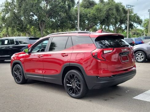 Certified 2023 GMC Terrain SLE w/ Driver Convenience Package FWD image 3