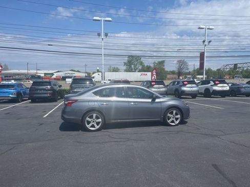 Used 2017 Nissan Sentra S FWD image 7