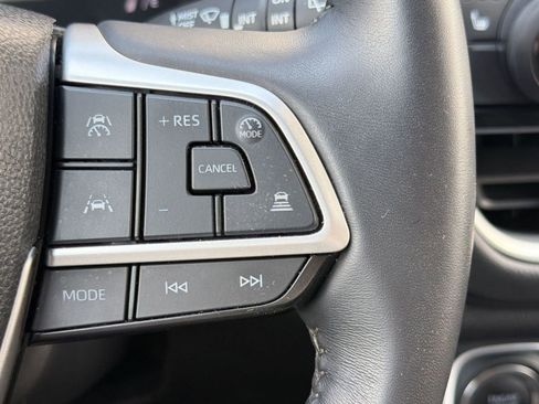 Used 2025 Toyota Grand Highlander FWD image 26