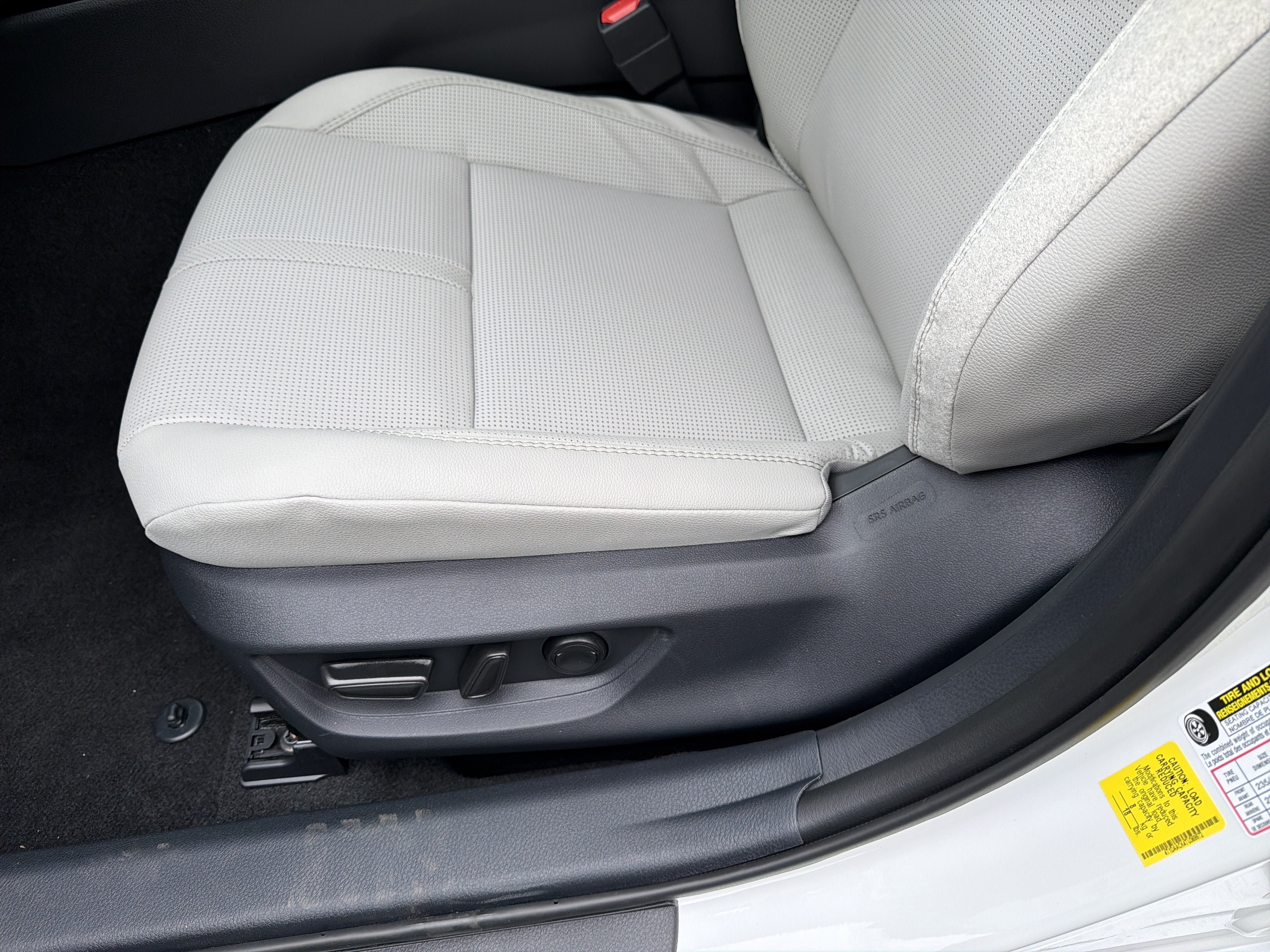 New 2026 Toyota Camry XLE w/ Premium Plus Package FWD image 9