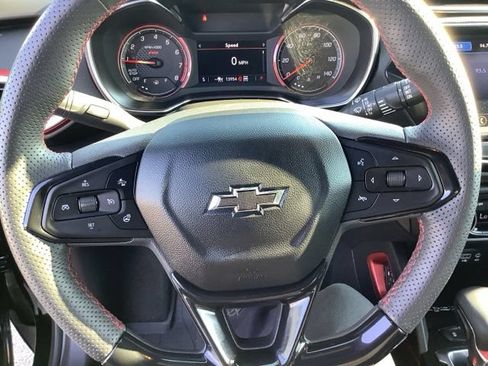 Used 2023 Chevrolet TrailBlazer RS w/ Sun and Liftgate Package AWD/4WD image 30